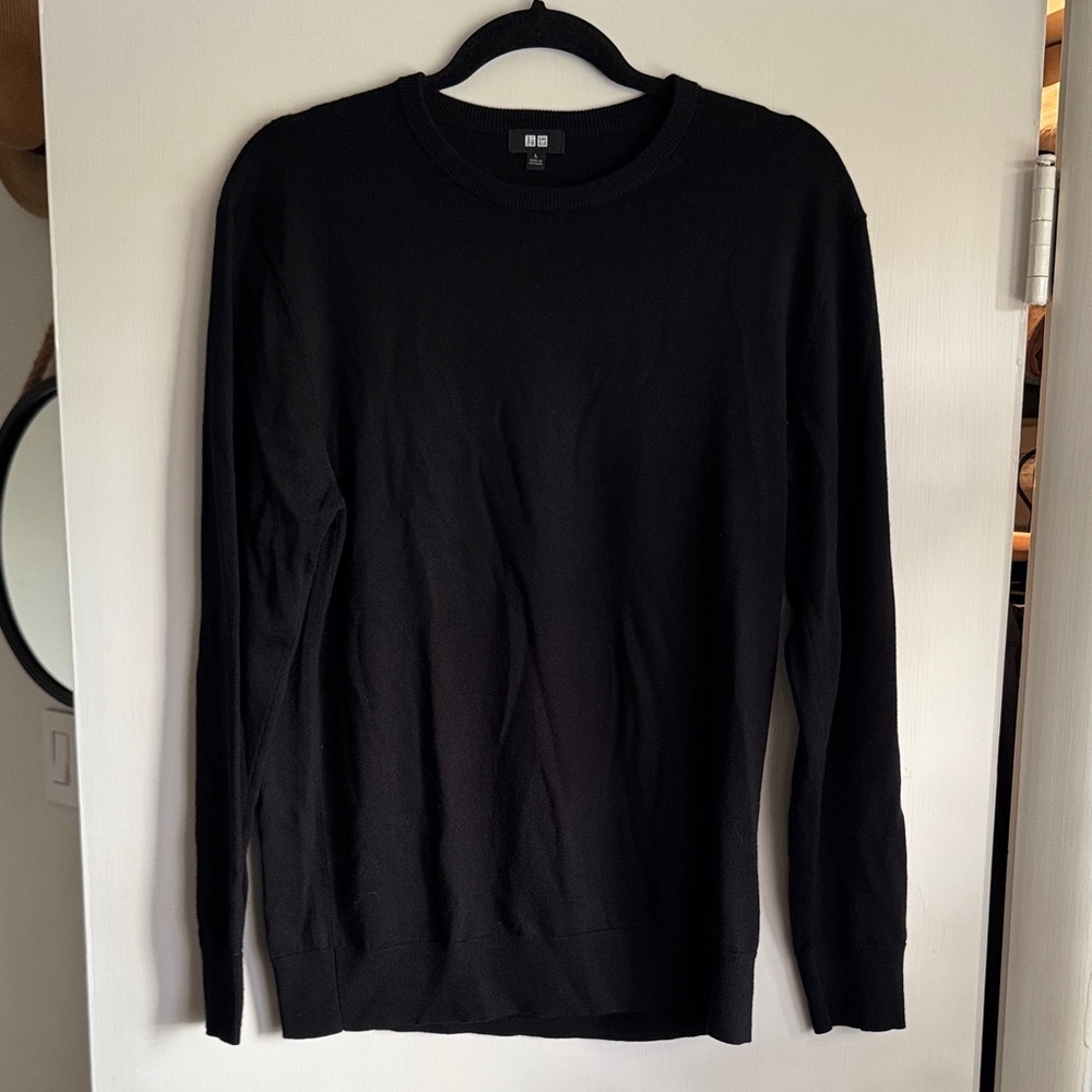 100% Wool Black Crew Neck Sweater